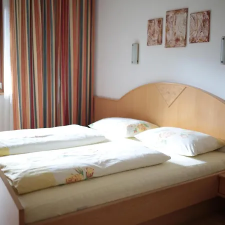 Apartamento Kastnerhof Jenig Exterior foto