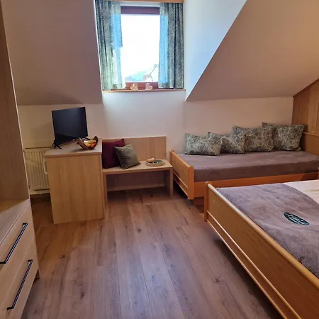 Apartamento Kastnerhof Jenig Exterior foto