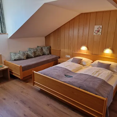Apartamento Kastnerhof Jenig Exterior foto